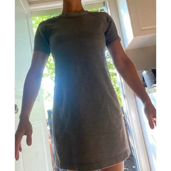 ARITZIA SUNDAY BEST TEE SHIRT SWEAT SHIRT DRESS WITH EXPOSED ZIPPER - Picture 3 of 6